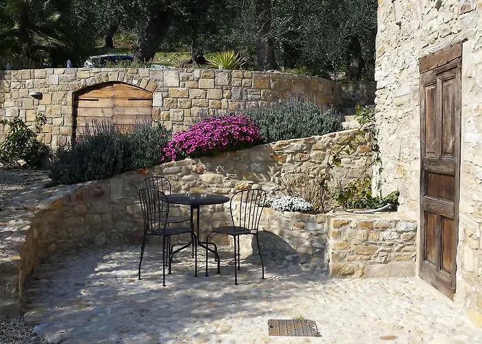 Alojamento de Turismo Rural C'era Volta *